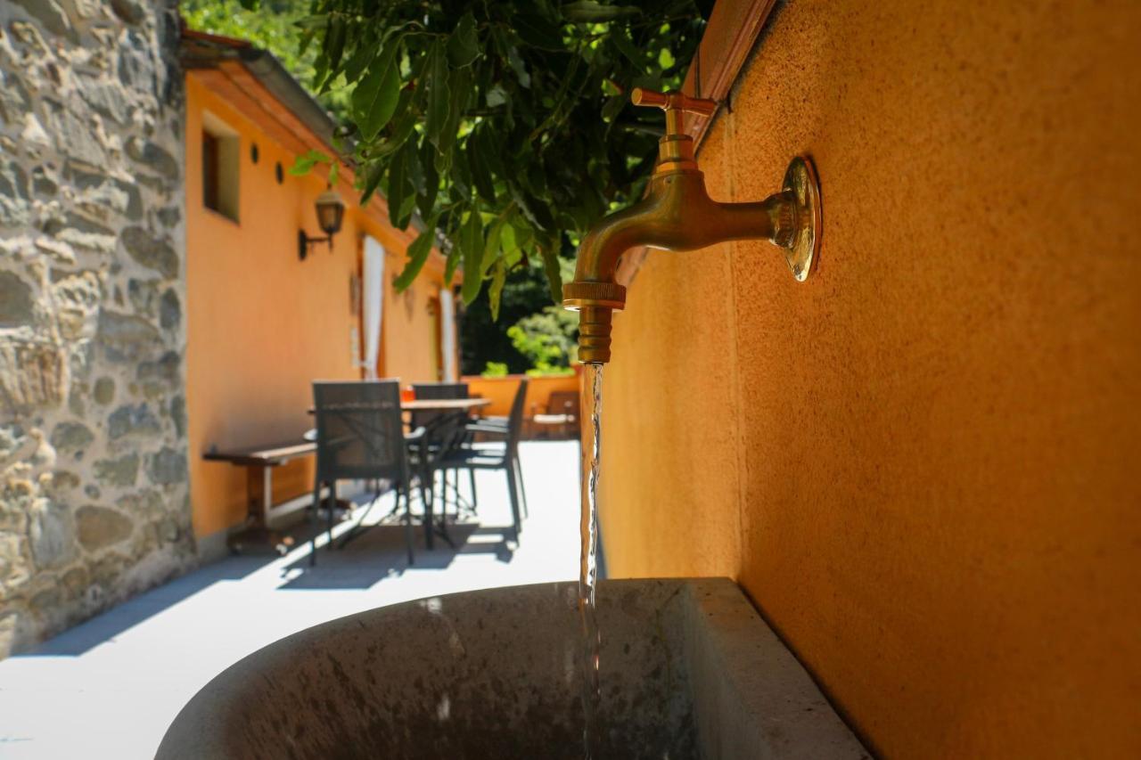 Oasi Lignana Suite Apartments Vellano Eksteriør bilde